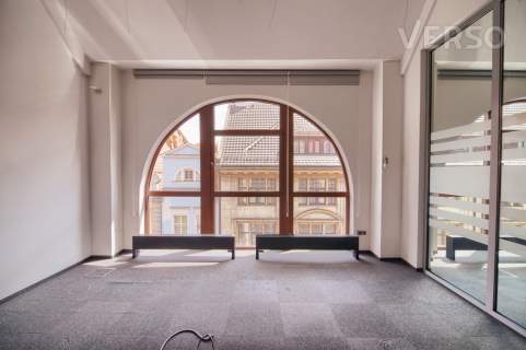 Open space, gabinet, sala konf. Piękna kamienica