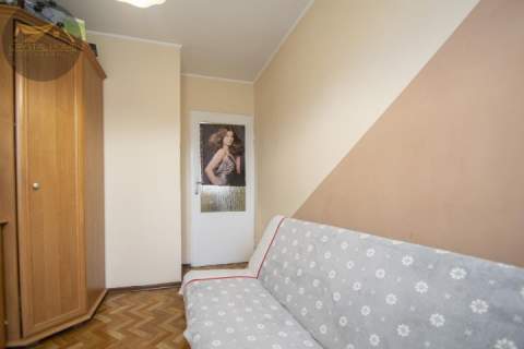 2pokojowe mieszkanie na Osiedlu Młodych z balkonem