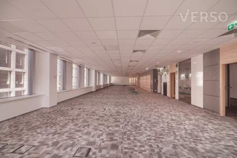 Open space, gabinety, sale konf. Leed Platinum