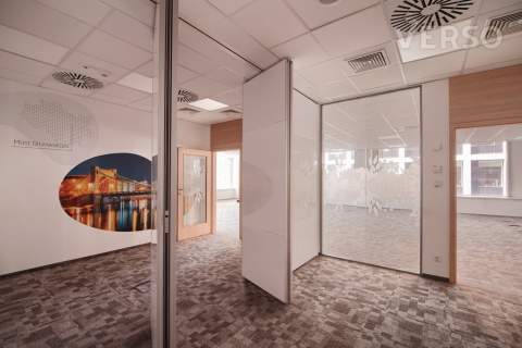 Open space, gabinety, sale konf. Leed Platinum