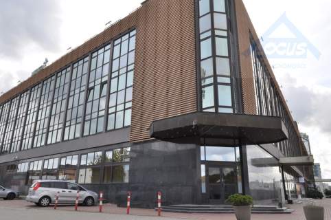 Ursynów oferujemy do wynajęcia biuro 1800 m2