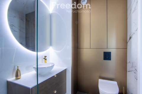 4-pokojowy apartament z dużym balkonem Michałów.