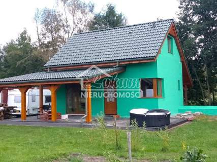 Domek całoroczny nad morzem - mała posiadłość .