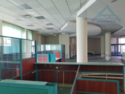 Ursynów oferujemy do wynajęcia biuro 1800 m2