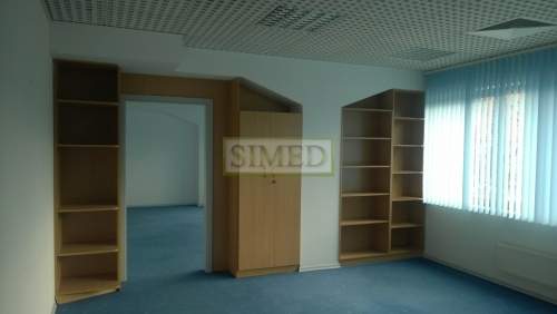 Biurowiec , 670 m 2 , biuro, usługi , Praga