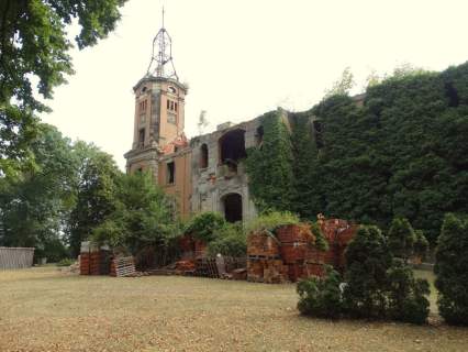 Kompleks pałacowo - parkowy ok Wrocław