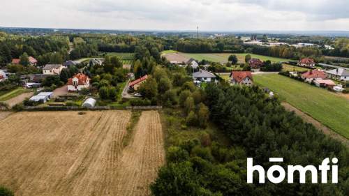 Działka pod budowę domu z dużym terenem zielonym