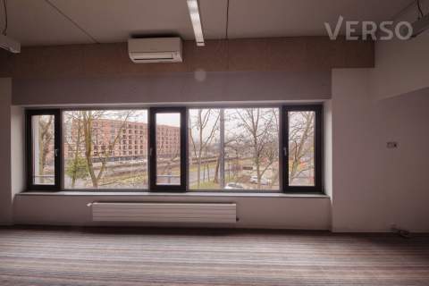 Designerskie biuro open space. 2 miejsca parking.