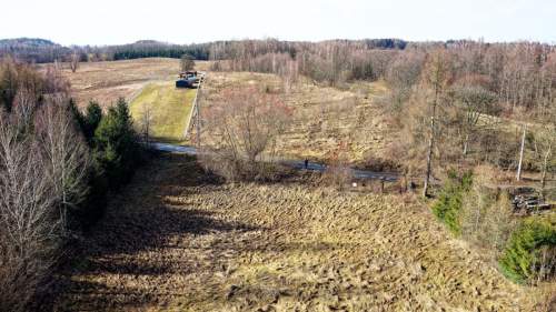 Działka z dostępem do jeziora 