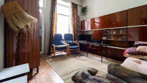 3 pok z balkonem w centrum - ul. Staszica