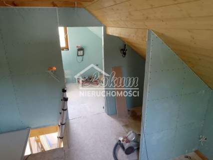 Domek całoroczny nad morzem - mała posiadłość .