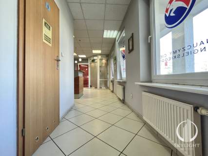 Duży lokal na sprzedaż w doskonałej lokalizacji