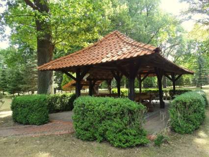 Kompleks pałacowo - parkowy ok Wrocław