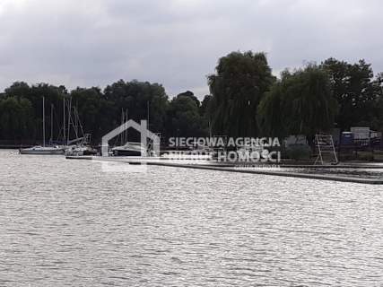 Działka inwestycyjna z linią brzegową Nowa Chełmża