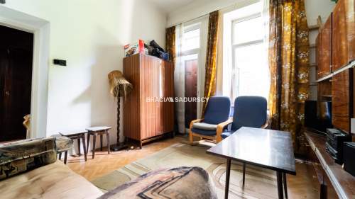 3 pok z balkonem w centrum - ul. Staszica