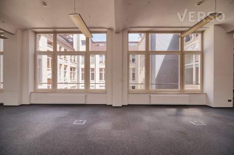 Open space, gabinet, sala konf. Piękna kamienica