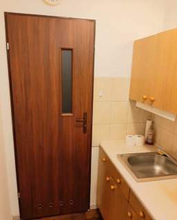 -CENTRUM-26m2-MEDIA MIEJSKIE-BALKON-WINDA-PIWNICA-