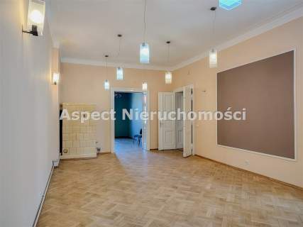 Mieszkanie 5 pokojowe 150 m z balkonem 
