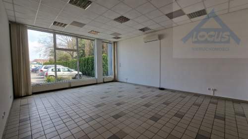 Lokal biurowo- usługowy 280 m2 w Regułach