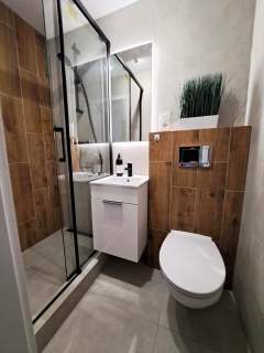 PO REMONCIE-2POK-36M2-BALKON-PIWNICA-MIEJSKIE MED.