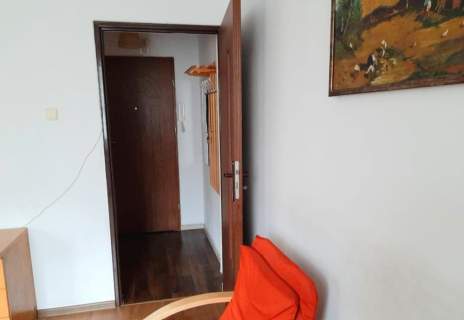 -CENTRUM-26m2-MEDIA MIEJSKIE-BALKON-WINDA-PIWNICA-