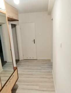 CENTRUM-ROZKŁADOWE-2POK-52M2-MEDIA MIEJSKIE-BALKON