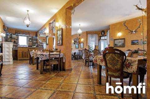 Dworek - dom z restauracją na sprzedaż