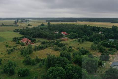 UZBROJONA DZIAŁKA 10 KM DO KOŁOBRZEGU.