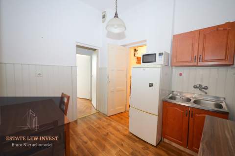 Mieszkanie w ścisłym centrum 63m2, 3pokoje, balkon