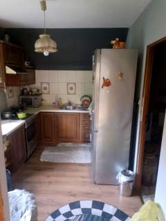 Sprzedam meszkanie dwupokojowe na poddaszu. garaż i ogródek