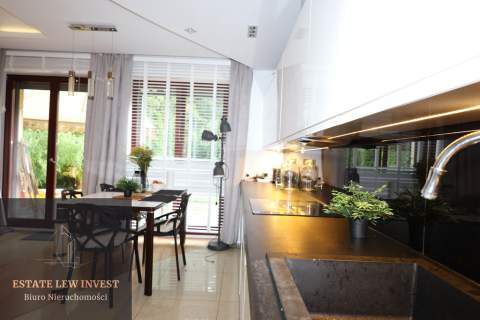 Apartament premium - 4 pokoje z dużym ogrodem