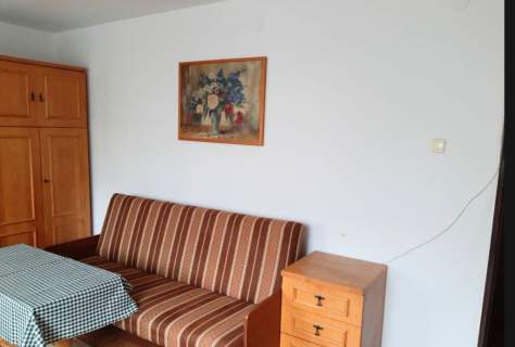 -CENTRUM-26m2-MEDIA MIEJSKIE-BALKON-WINDA-PIWNICA-