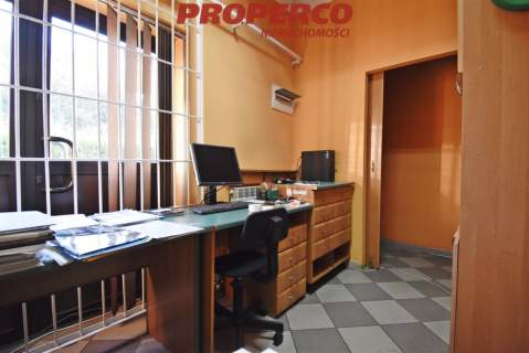 Lokal usługowy 101,9 m2, Centrum, Jędrzejów