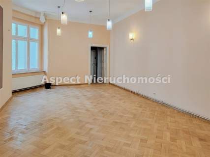 Mieszkanie 5 pokojowe 150 m z balkonem 