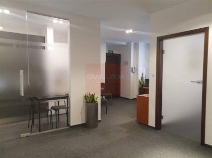 Nieruchomość komercyjna do wynajęcia, 289 m2, Warszawa
