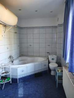 Dom ze stadniną