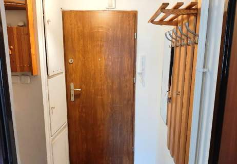 -CENTRUM-26m2-MEDIA MIEJSKIE-BALKON-WINDA-PIWNICA-