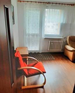-CENTRUM-26m2-MEDIA MIEJSKIE-BALKON-WINDA-PIWNICA-