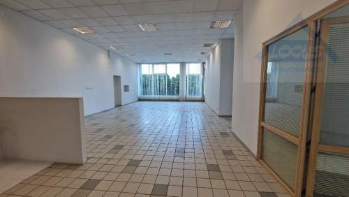 Lokal biurowo- usługowy 280 m2 w Regułach