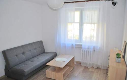 CENTRUM-ROZKŁADOWE-2POK-52M2-MEDIA MIEJSKIE-BALKON