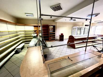 Lokal Handlowo - usługowy 120m2