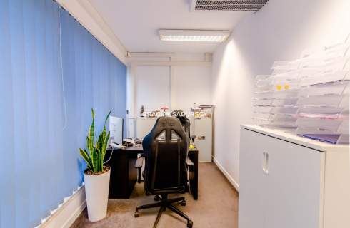 Biuro na Wynajem 200 m2 Salwator, blisko petli