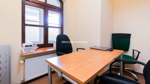 Atrakcyjny lokal w pobliżu Ronda Mogilskiego