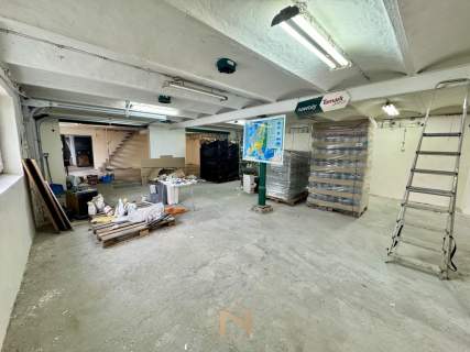 Obiekt na sprzedaż, 660 m2, Baczyna