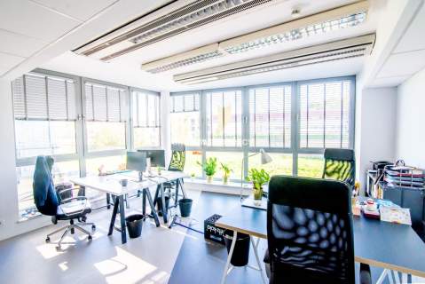 Biuro na Wynajem 200 m2 Salwator, blisko petli