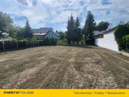 Mały nowoczesny dom 65m z dużym ogrodem