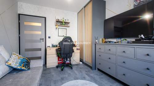 3 pok 51m2 taras po remoncie nowe budownictwo