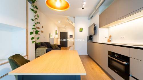 Piękne, dwupoziomowe mieszkanie 61,11m2 ogródek