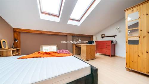Mieszkanie w Kamienicy 82 m2 Stare Miasto,Poddasze