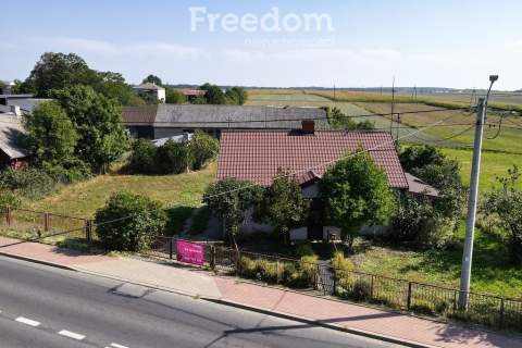 Siedlisko z dużą działką blisko Sokołowa